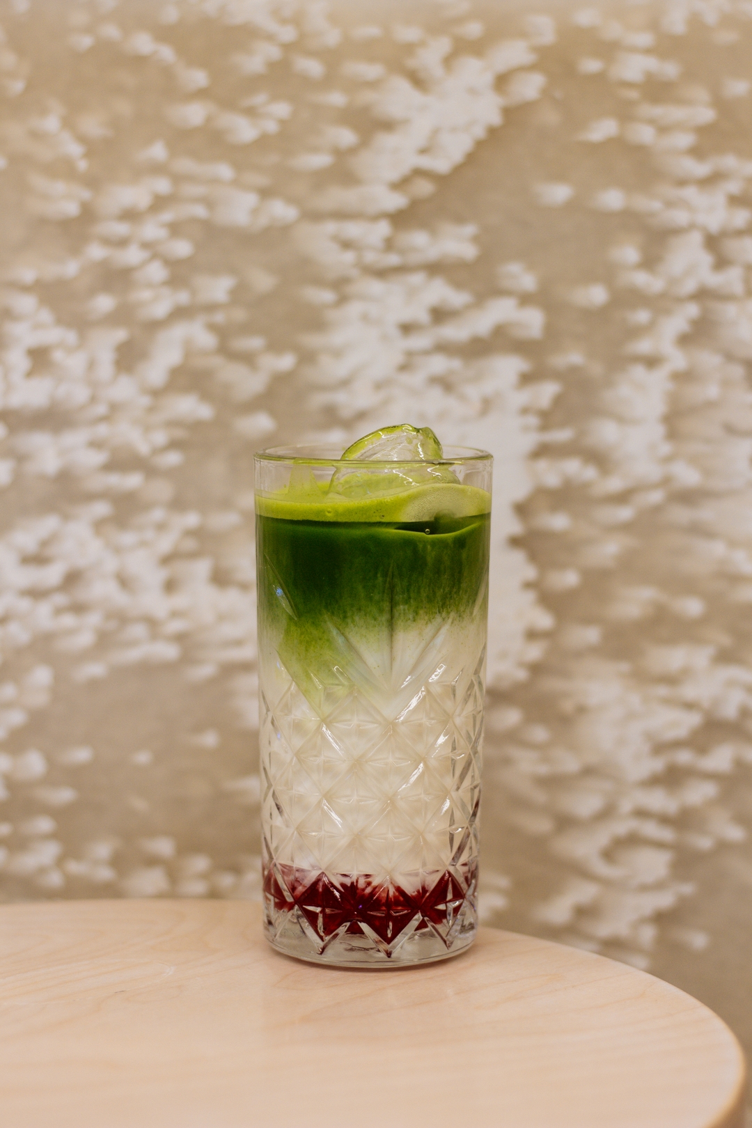 Drink měsíce v klubu: malinová matcha